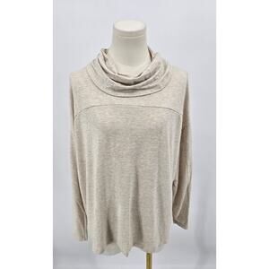 Cabi‎ Ease Turtleneck Cream Lightweight Knit Top Medium Soft Minimalist